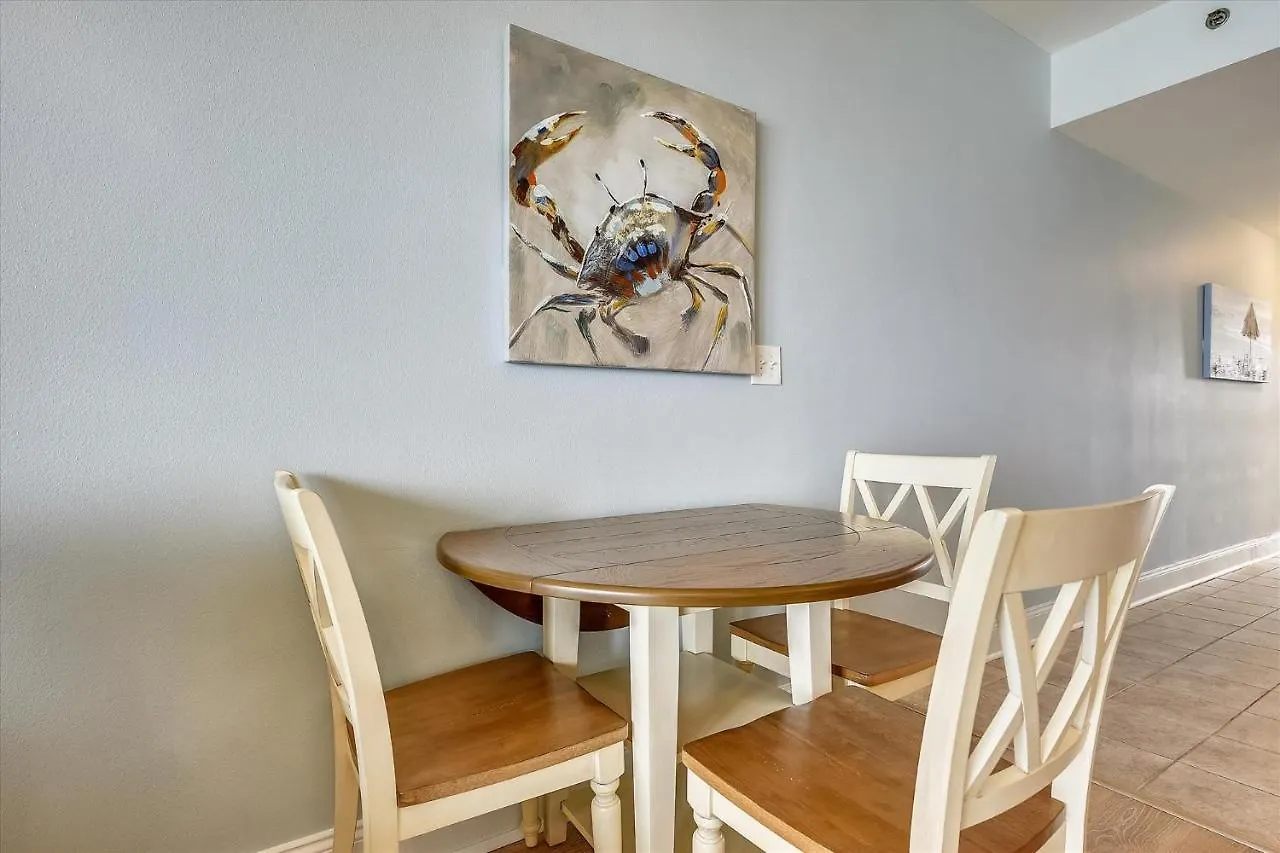 Laketown Wharf 1003, Gulf View, Sleeps 6, Free Fun! Updated! Condo Panama City Beach Apartment
