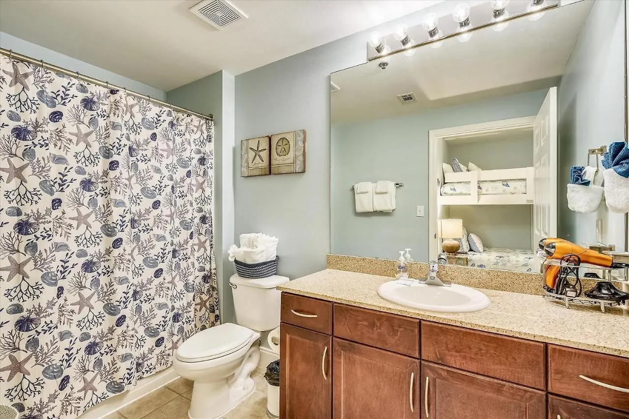 Apartment Laketown Wharf 1003, Gulf View, Sleeps 6, Free Fun! Updated! Condo Panama City Beach