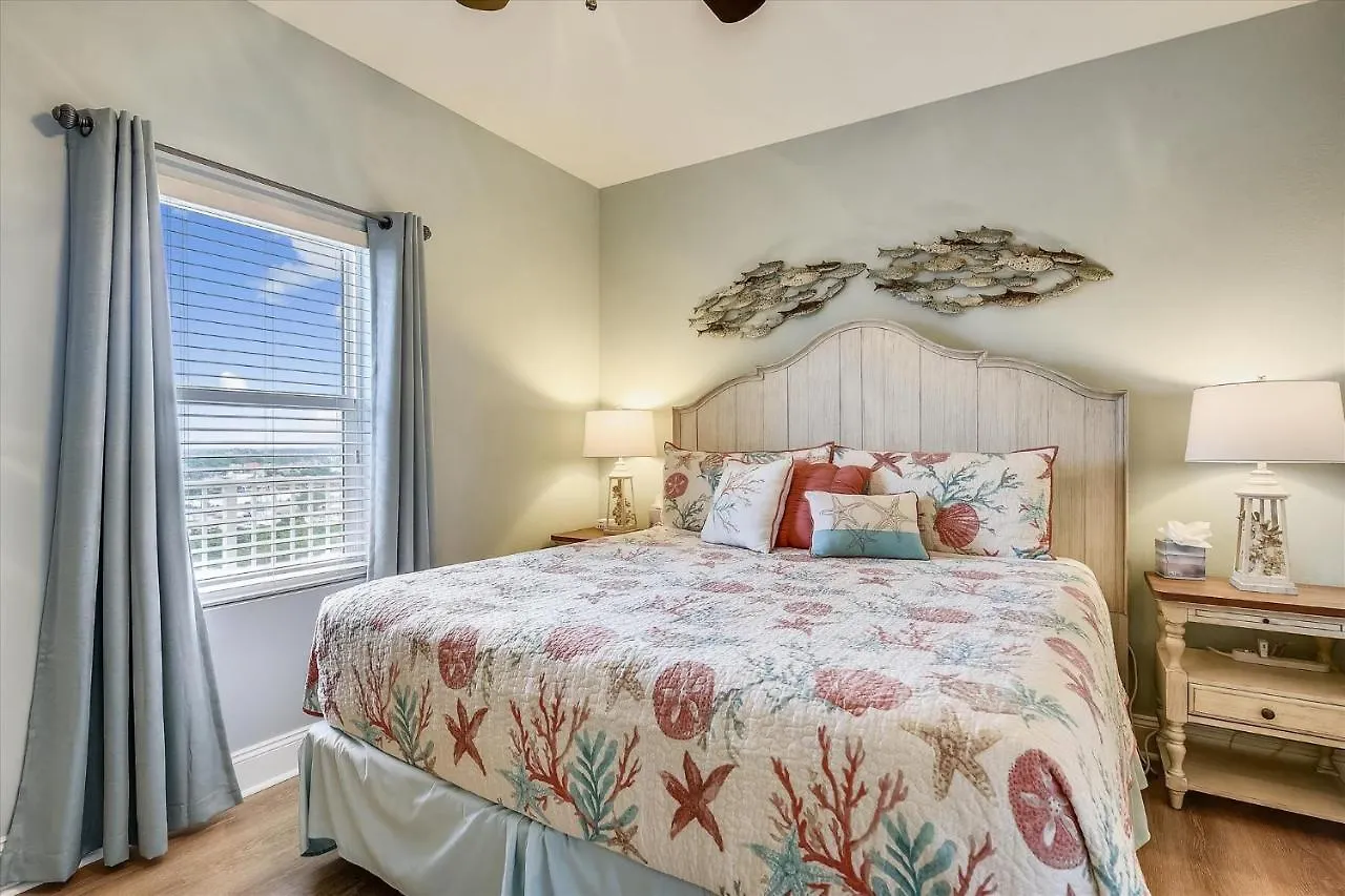 Apartment Laketown Wharf 1003, Gulf View, Sleeps 6, Free Fun! Updated! Condo Panama City Beach