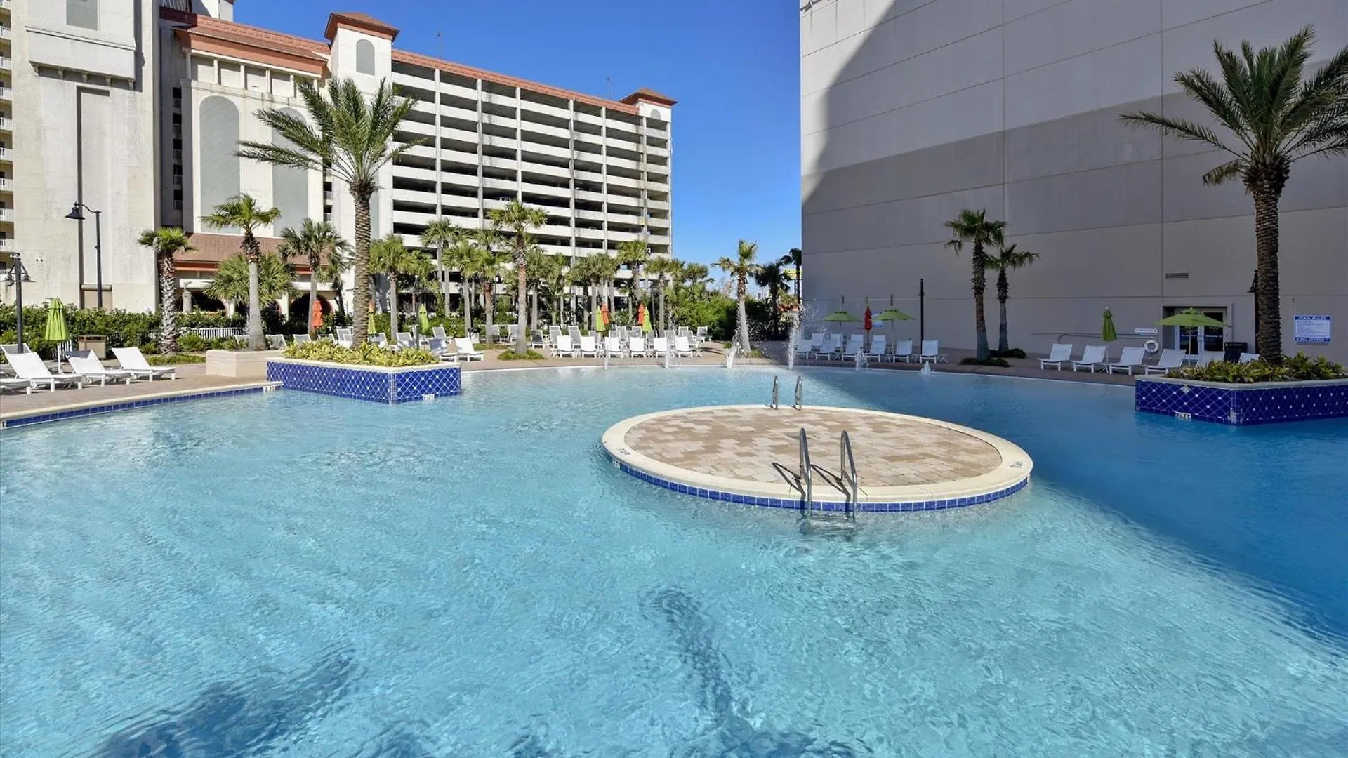 Laketown Wharf 1003, Gulf View, Sleeps 6, Free Fun! Updated! Condo Panama City Beach 0*,  United States