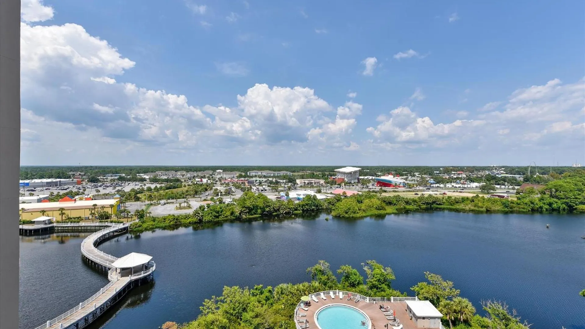Laketown Wharf 1003, Gulf View, Sleeps 6, Free Fun! Updated! Condo Panama City Beach