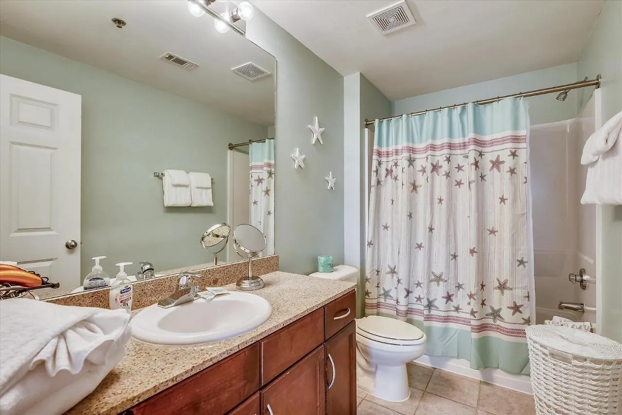 Laketown Wharf 1003, Gulf View, Sleeps 6, Free Fun! Updated! Condo Panama City Beach Apartment