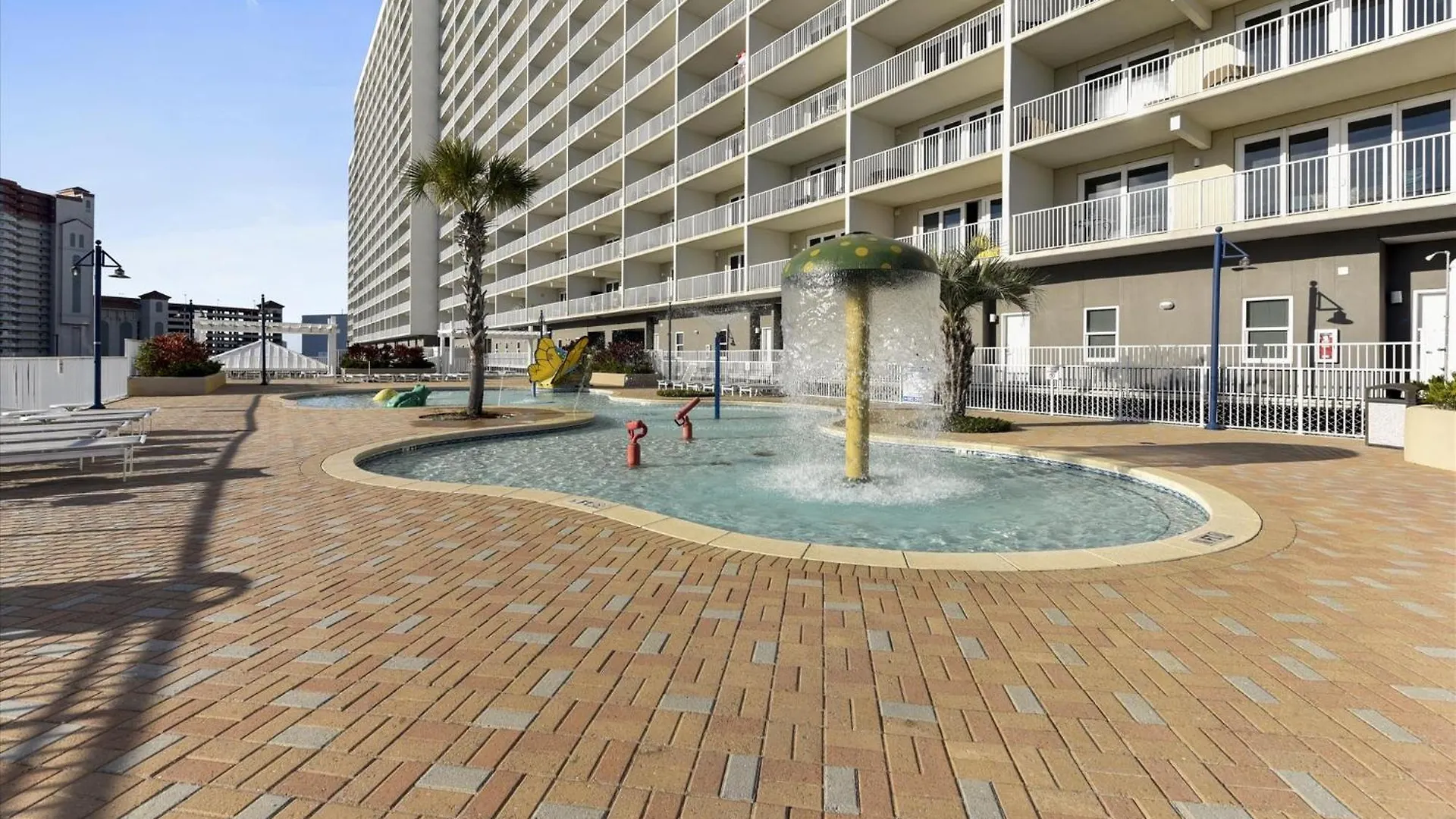 Laketown Wharf 1003, Gulf View, Sleeps 6, Free Fun! Updated! Condo Panama City Beach 0*,